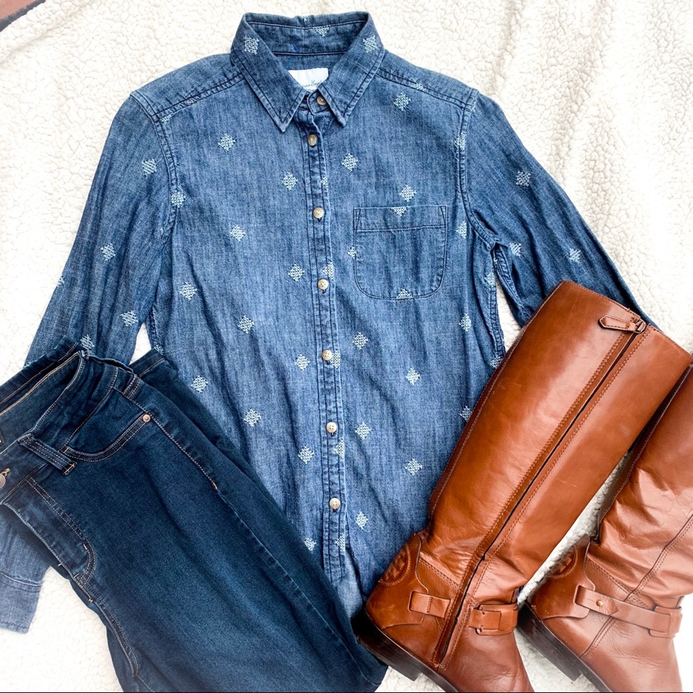 American Eagle Jean Button Up
